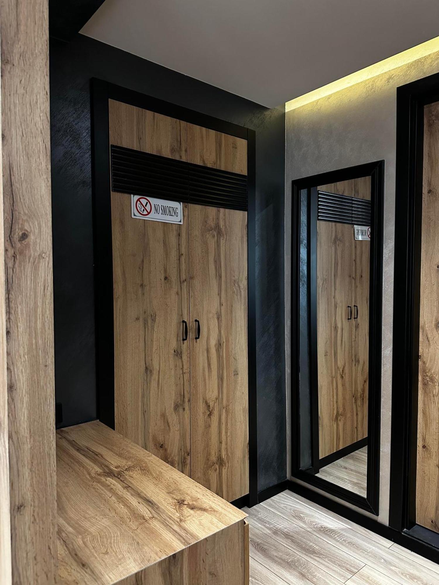 Zet Apartments - Bedroom & Bathroom Pristina Exterior foto